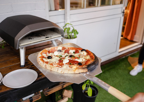 Adding a Pizza Oven to Your Outdoor Kitchen: Key Considerations