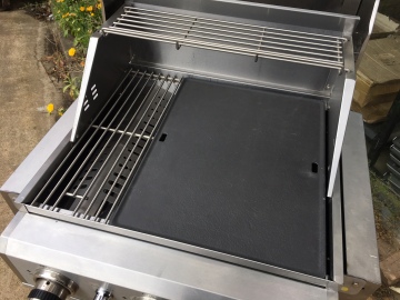 Grillmaster 3 Burner BBQ - popular!