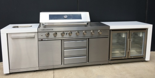 Grillmaster 8 Grand Royale BBQ with Sink & Double Fridge - SALE!!